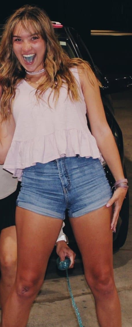 Irl brunette webslut Mikaela wants us to drain our cum to her. Comment/dm open!