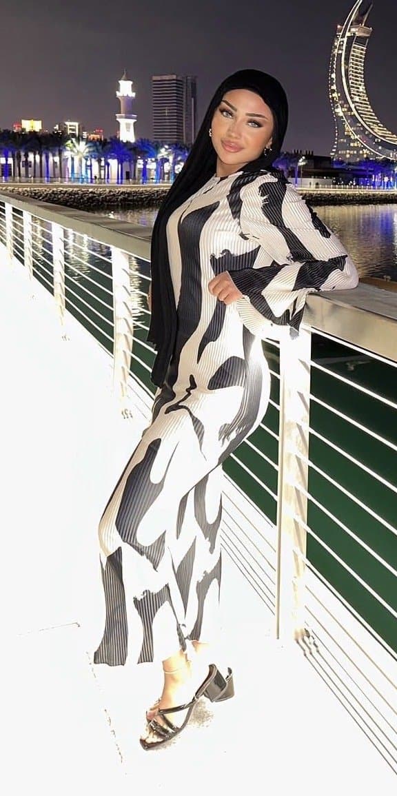 iraqi hoejabi with dsl showing why hijabi bitches r the best ????