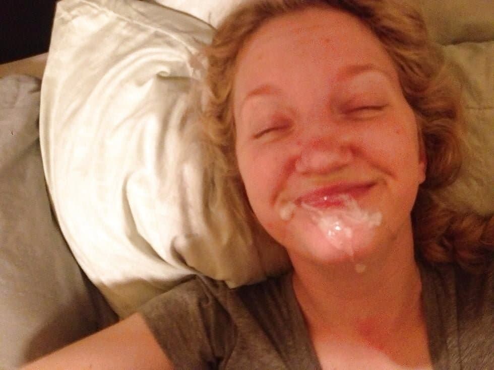 Melanie, a wife cum slut showing her cunt