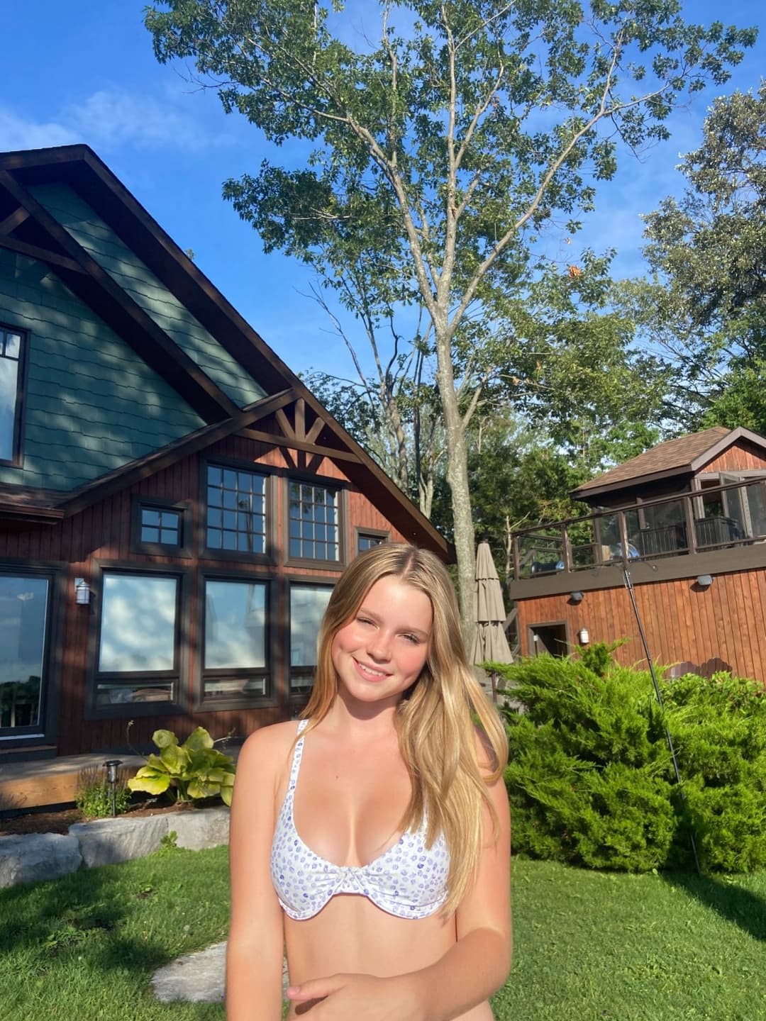 genuinely the most beautiful girl ive ever seen