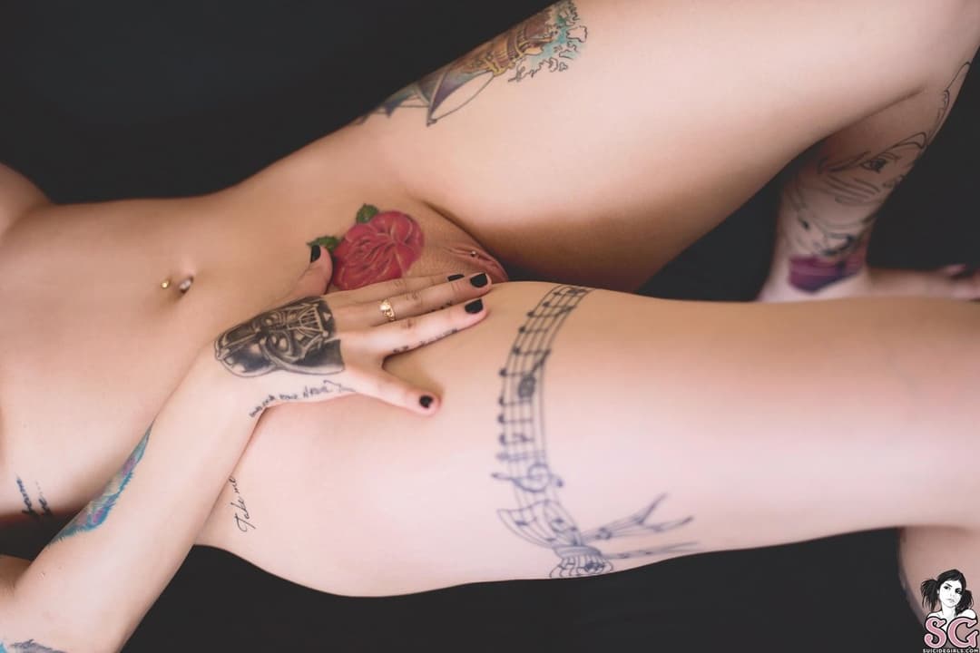 J33h G0d35s - Sacred Heart (Set 8, 2015)