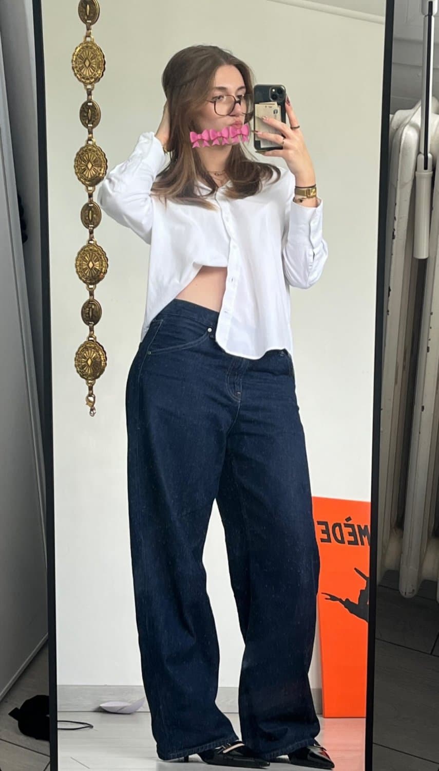 Tell me in detail what youll do to my roomate and win a special prize