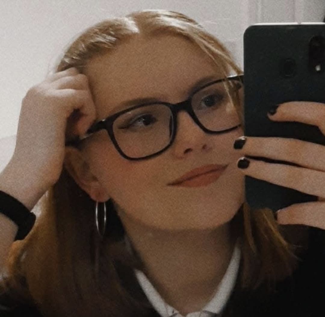 18 yr Cute teen leaked nudes