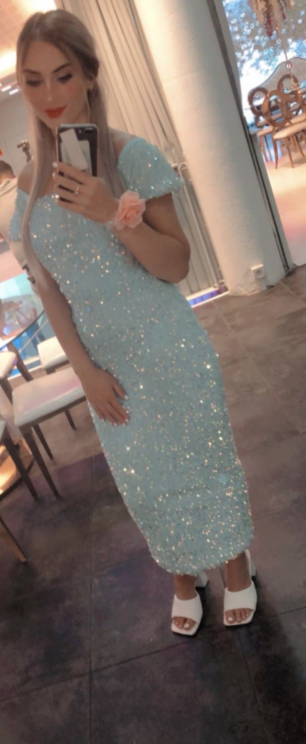 I am sexy beauty teen 24 years hot mom teen put your dik on my albums I show more send privé