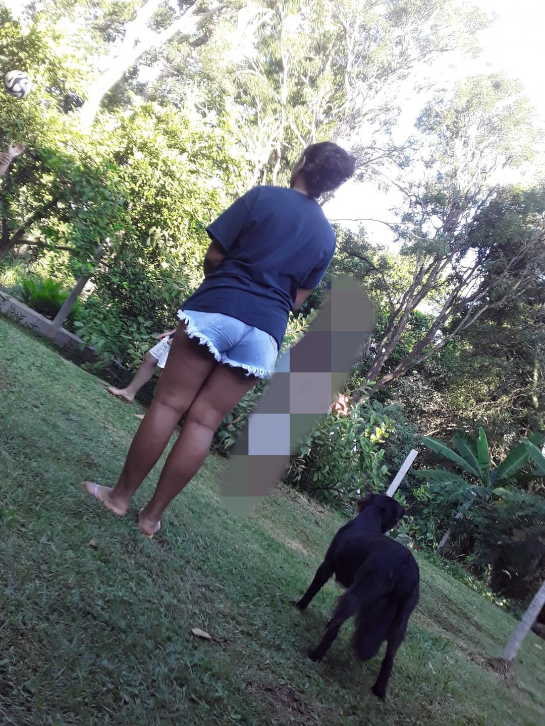 Morena Rabuda deliciosa com seu Shortinhos Safado