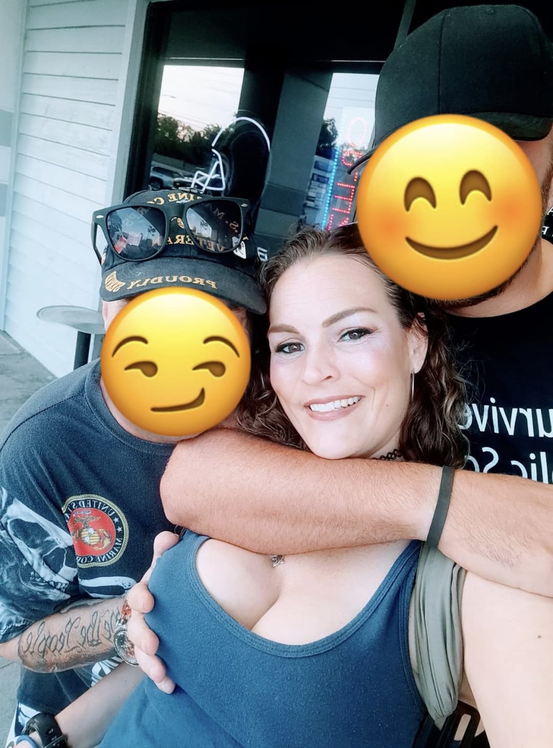 Looks like this wild clubber still enjoys being a cocktease today