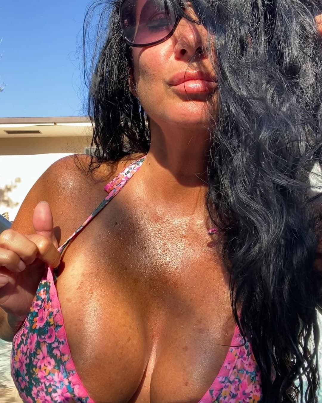 Milf with the best dick sucking lips