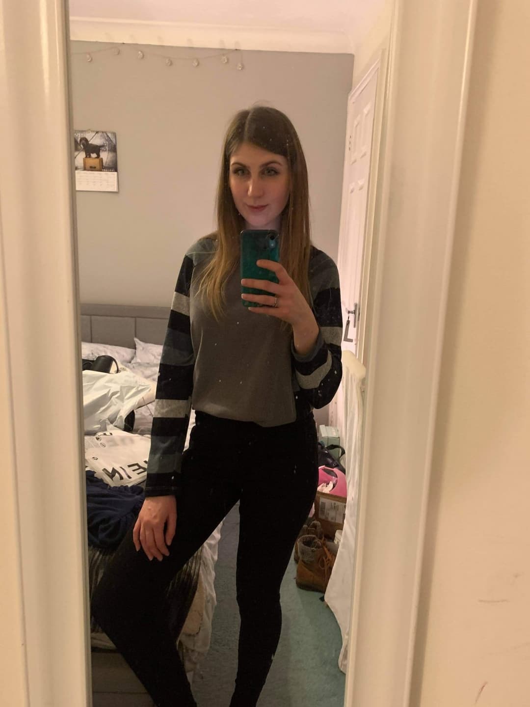 Loose myself looking at her