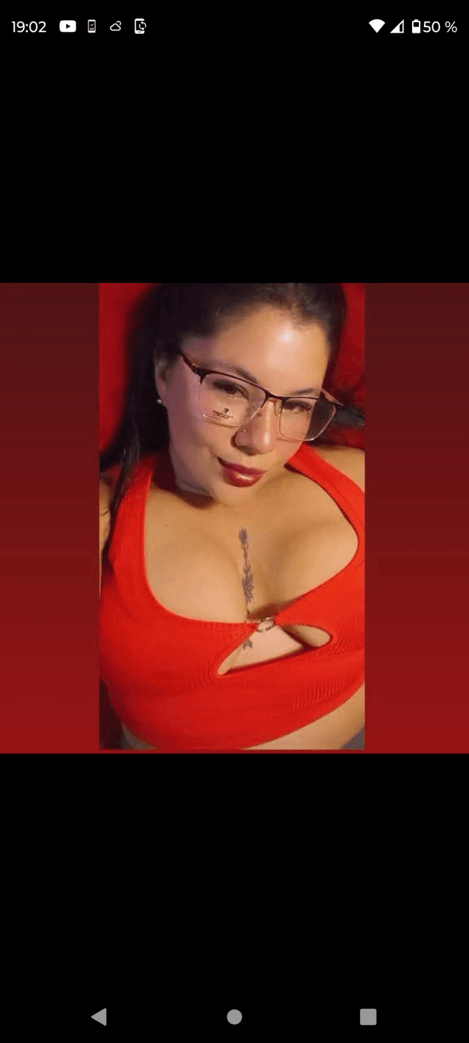 Click to view full size Hay algo de esta gordibuena es enfermera en general Rodríguez