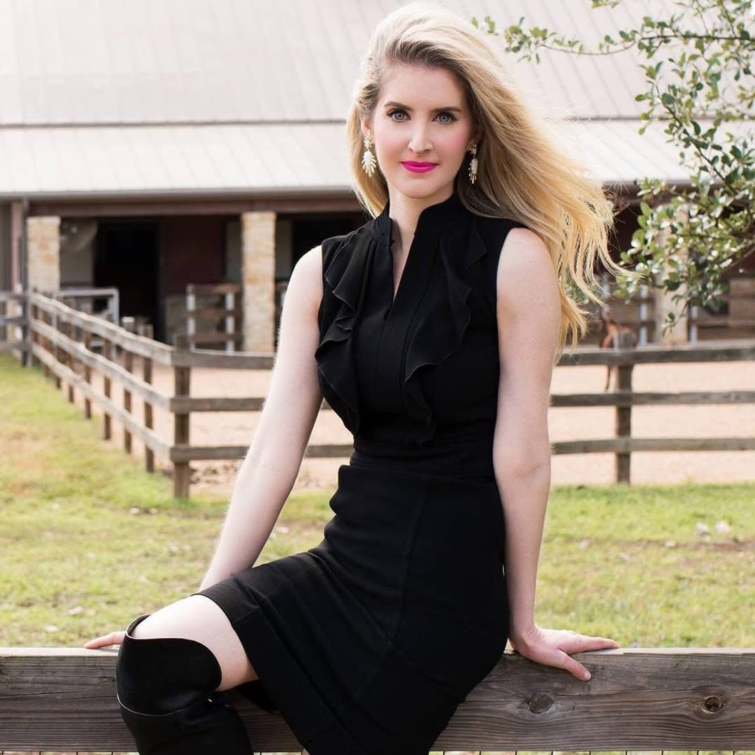 Not even a nose job & hair dye could prevent Kristee’s spring break adventures from resurfacing