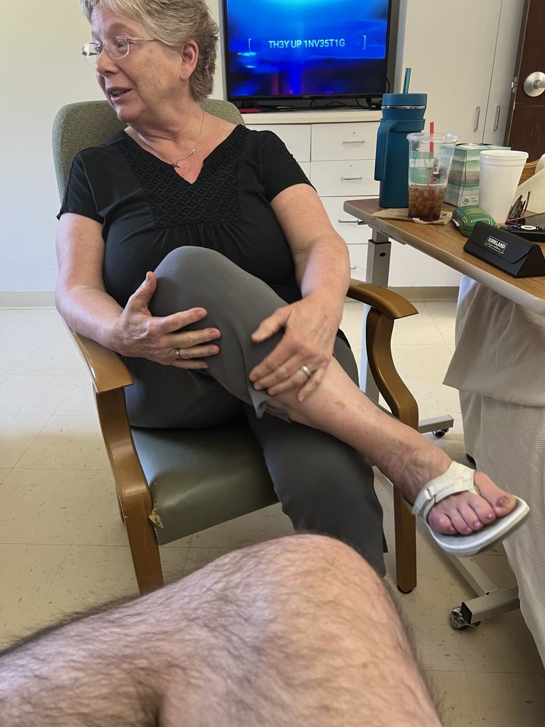 Aunt Vicky big tit mature