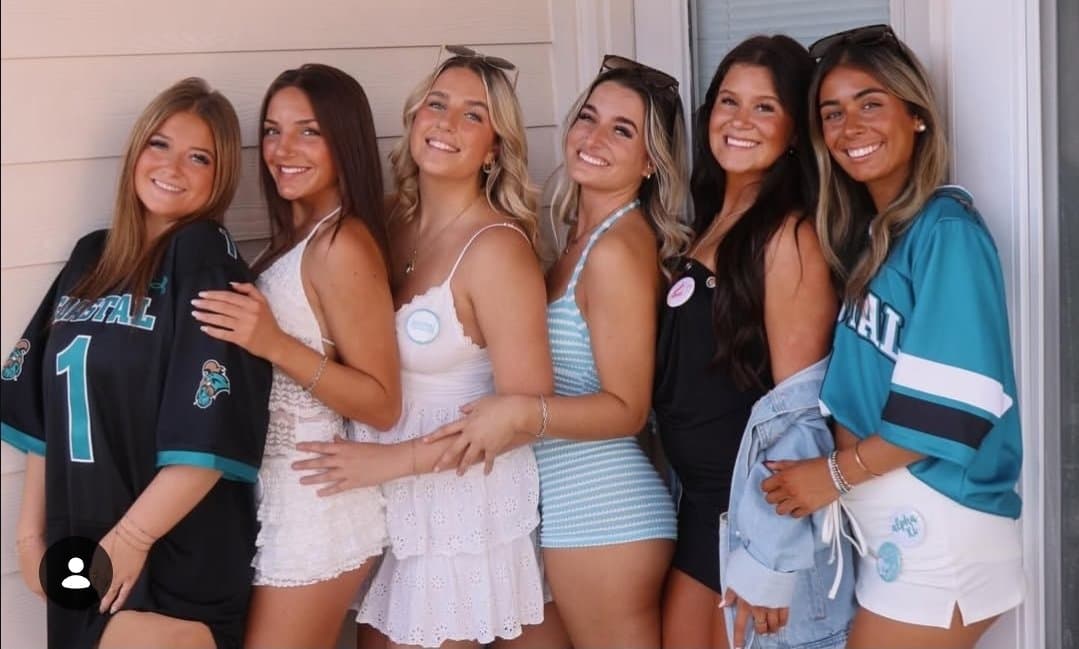 Pick 2 sluts one to eat your shitty ass and one to suck your nutty dick