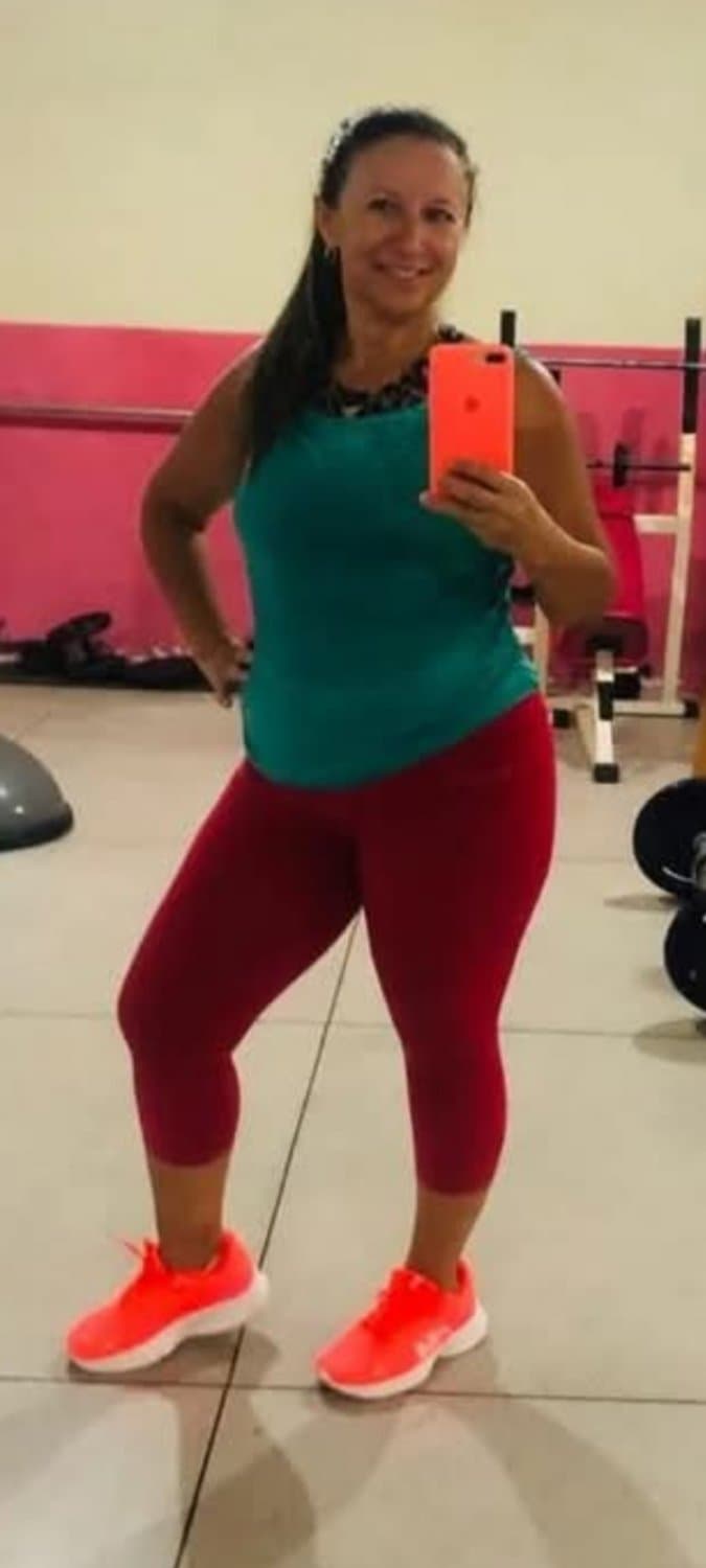 Minha mamãe safada q vontade de comer essa safada q da pra meu primo e meus amigos