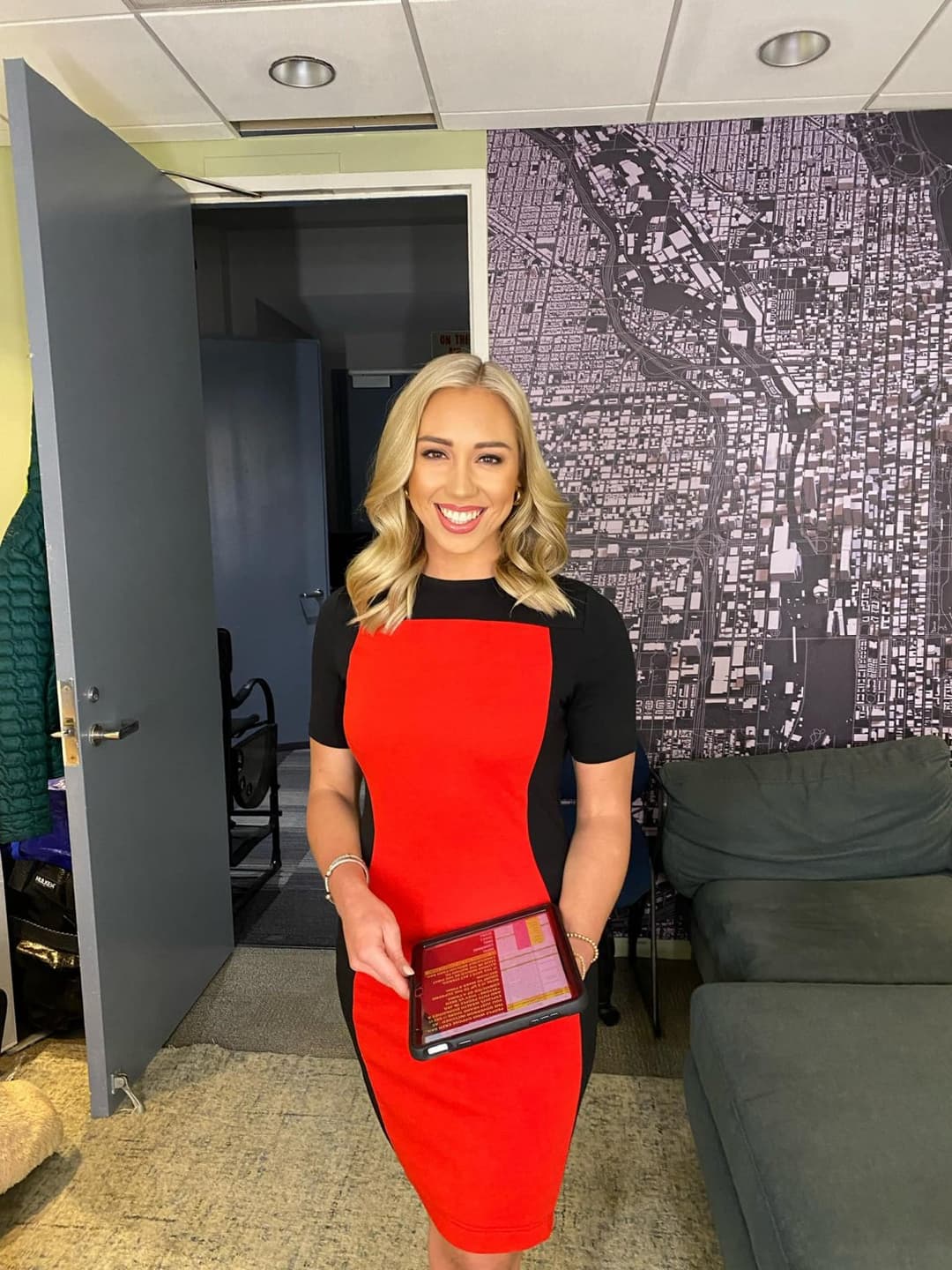 Stephanie Wade News Anchor