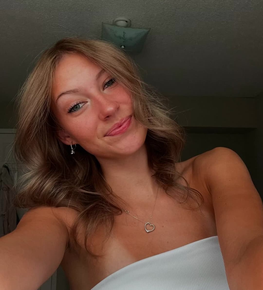 My snowbunny cousin is probably choking on a nigga dick as I’m exposing her to be jerked off to