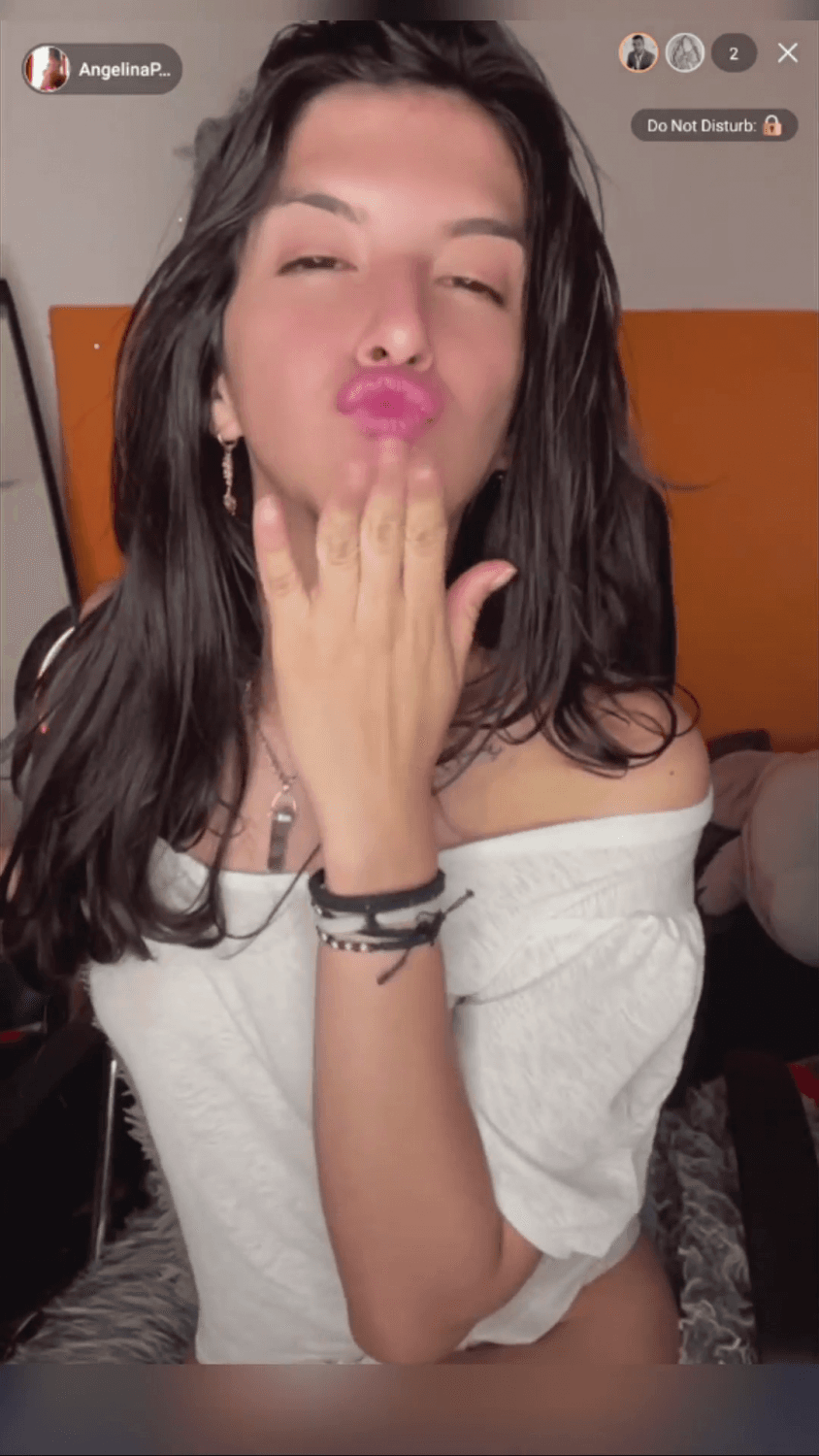 Angelina praga loves teasing you with ahegao and booty shake