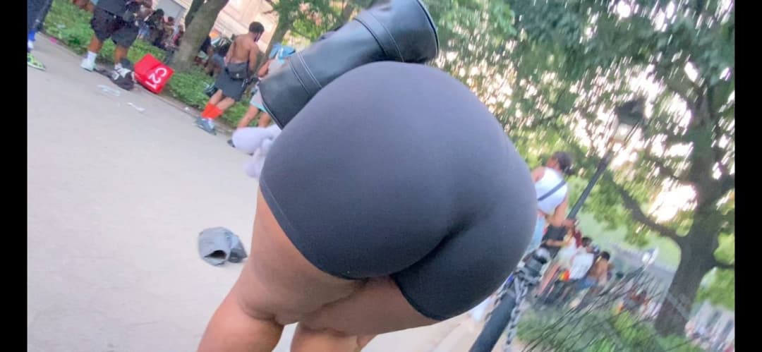 big booty thot in tight booty shorts