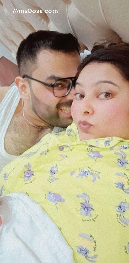 Cute Newly Married Indian Girl Fully Nude Fucked by Husband in Hotel Balcony in Dubai