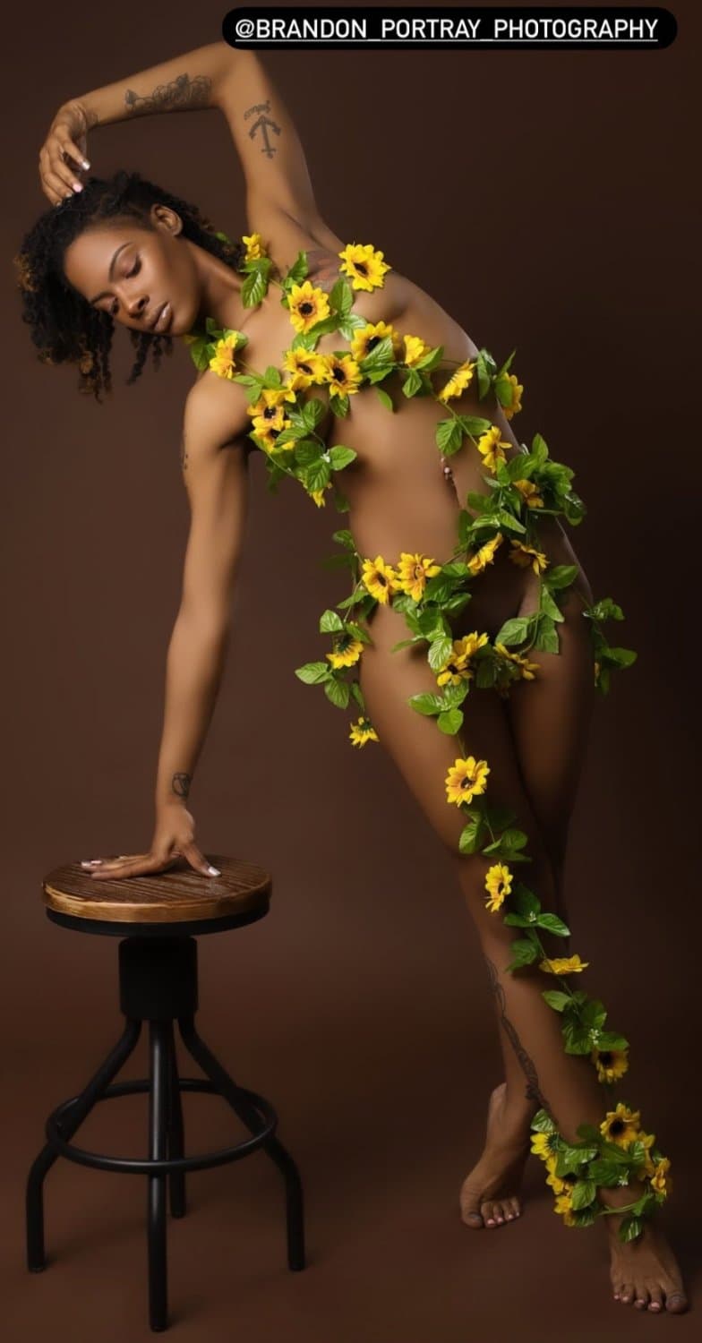 Carmella @carmelladean_