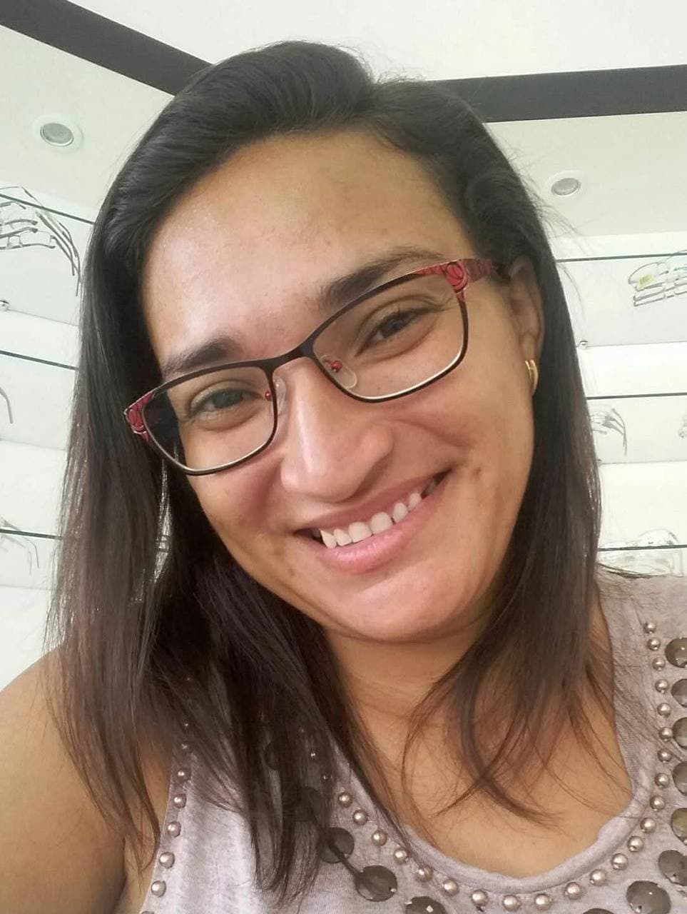 tia Leninha, a tia puta do meu amigo