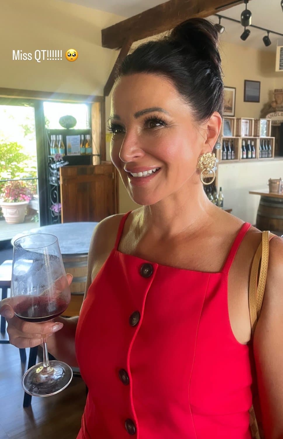 Her daughter looks pissed everyone is gonna beat off to her mom on milf Monday, not her