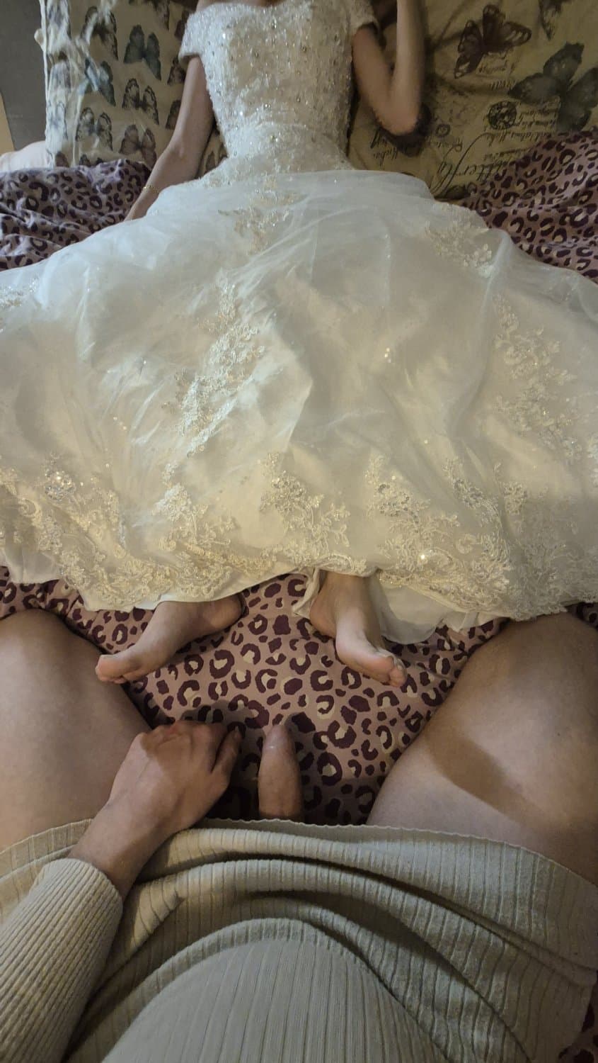 Princess Sophie getting a foot job .  JOI Cei Femdom Foot Humping Humiliation.  Free Onlyfans