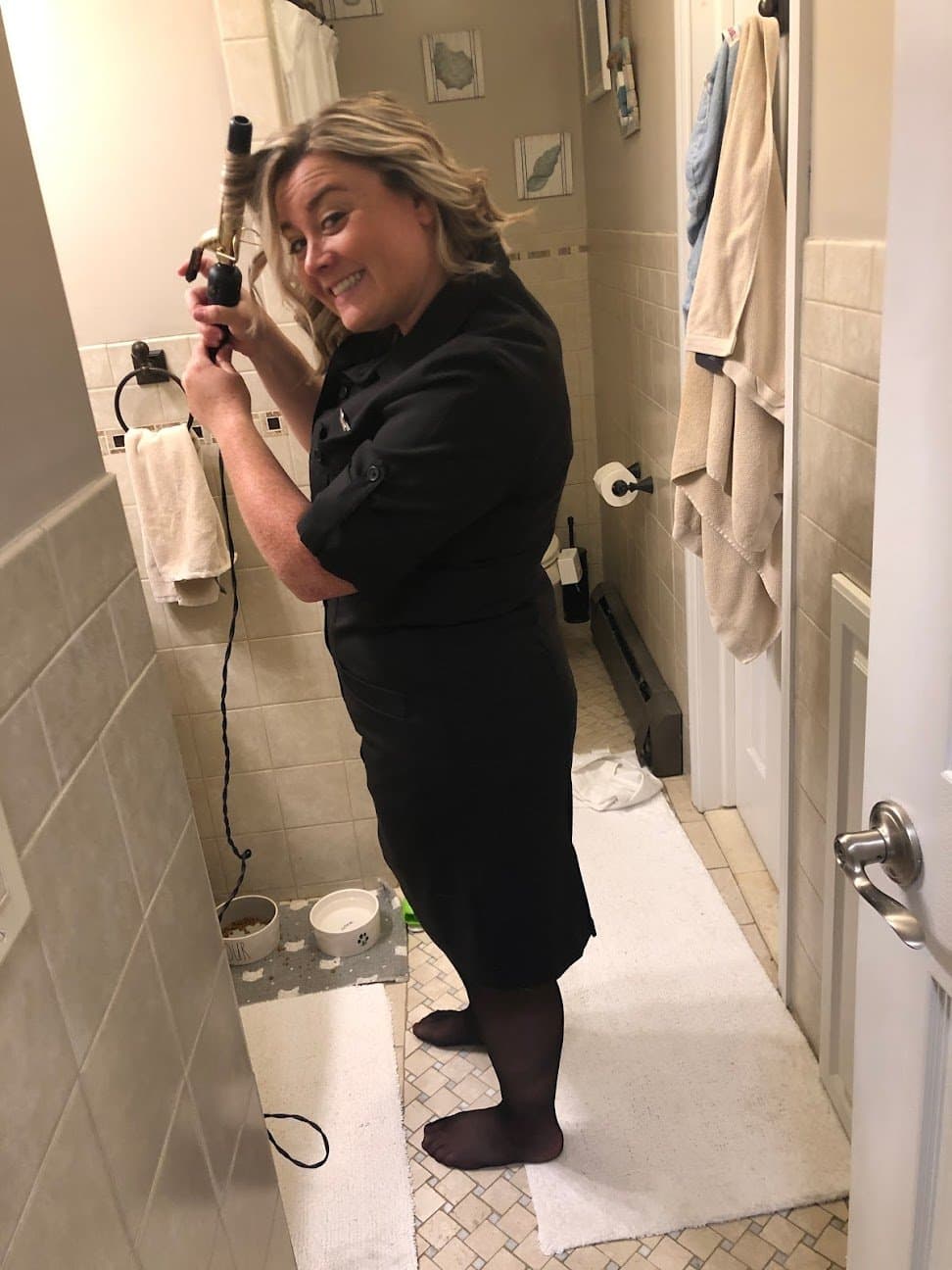 #38 Kelsey: Another Bimbo Frontier Flight Attendant