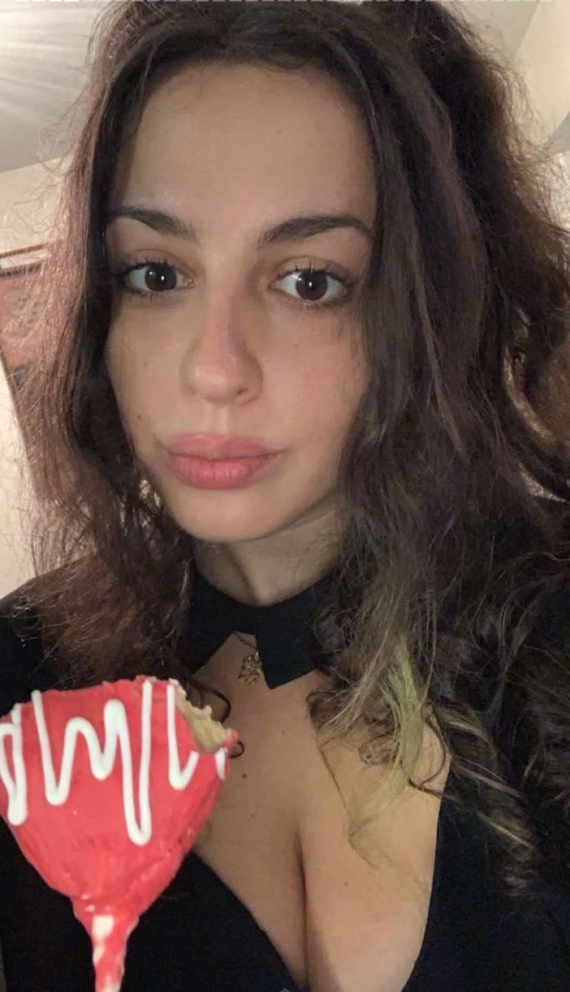 Big tit slut Tay love big cocks using her and cumming on her