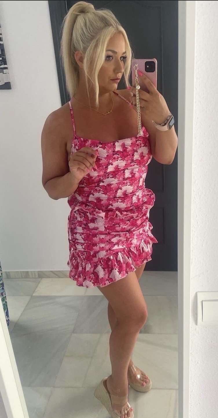 Dirty cumslut aunt begging for cum or bbc if she can get her hands on it or mouth