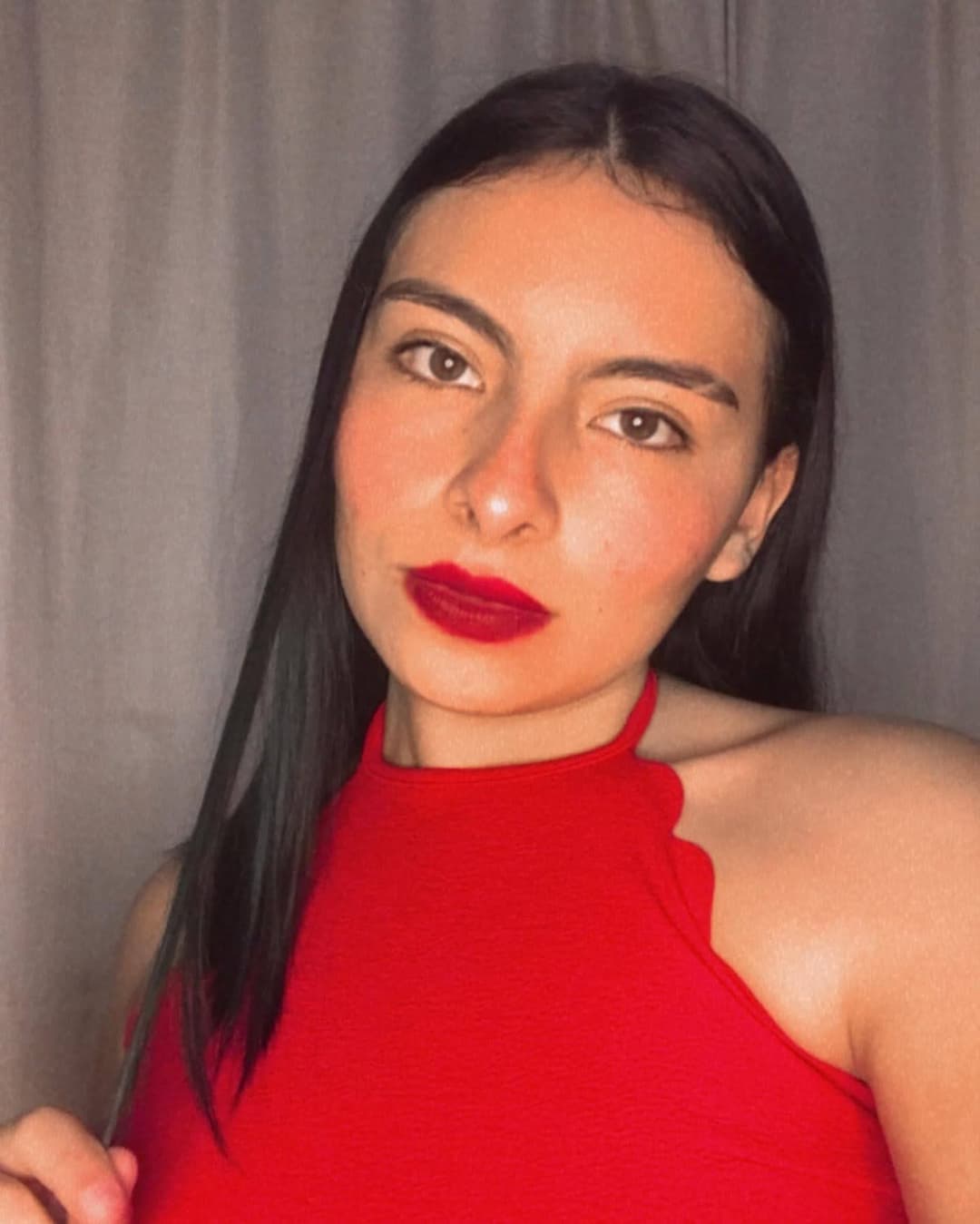 Mi ex novia América Denisse, es una puta y se merece ser exhibida.