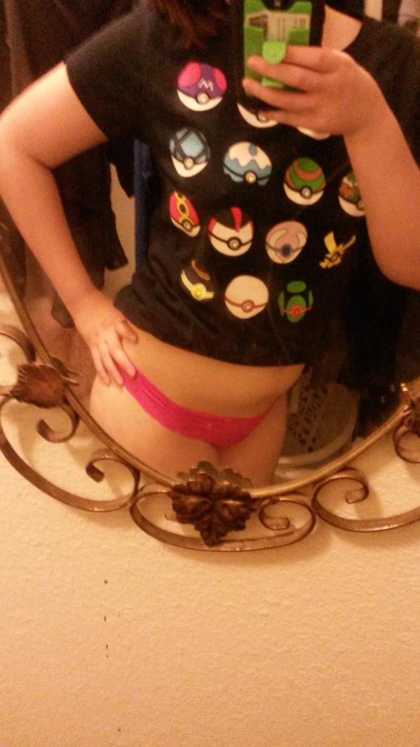 Kaylee 20F Slut sent pics asking to be shared, brunette slut tiny tits