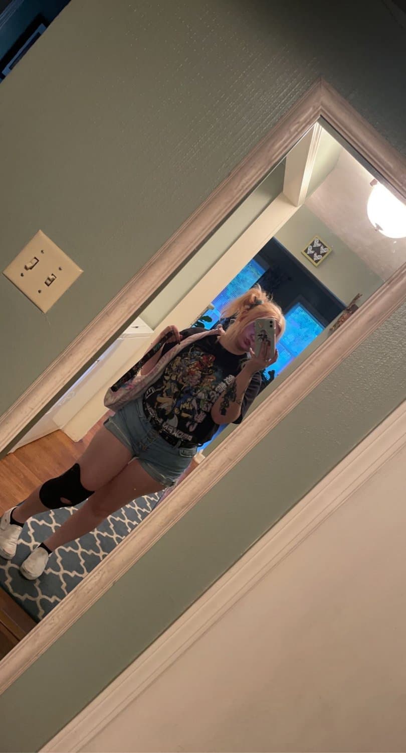 Click to view full size Kaylee from Indiana