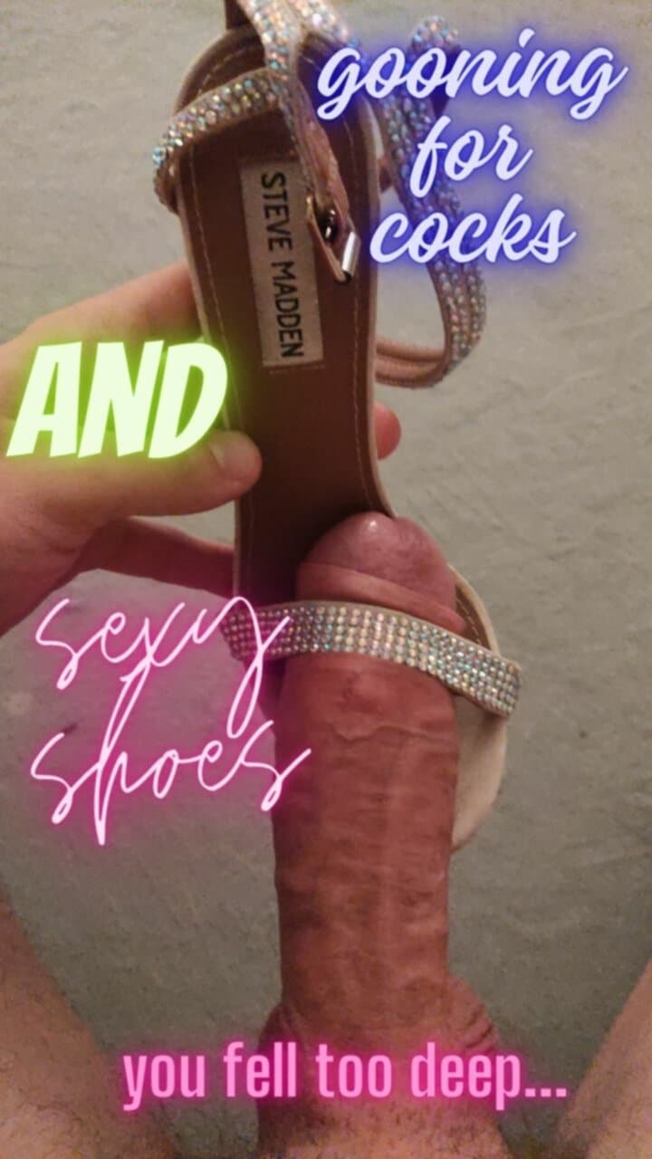 Click to view full size goon to feet and shoes