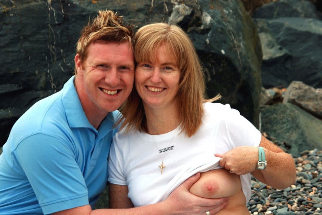 Maria gets her wife and mom cunt fucked part 1