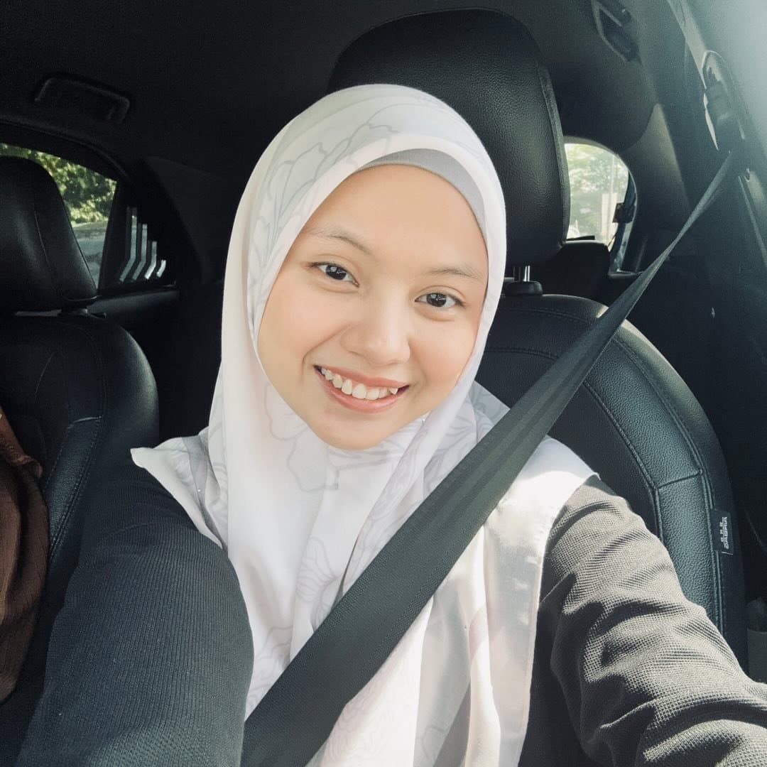 this is my friend that i already lick they pussy untill cum?