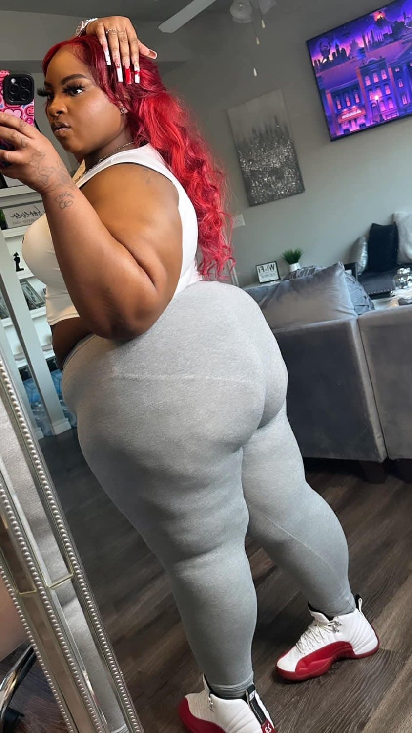 SEXY CHUNKY CHUBBY THICK CHOCOLATE EBONY BIG HUGE ASS SSBBW BBW