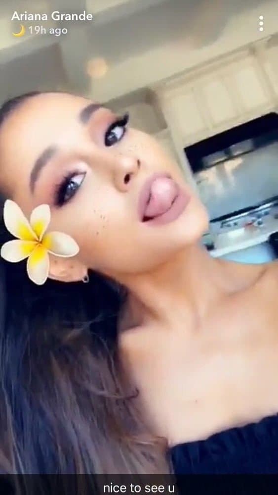 More Ariana Grande face/lips porn to goon to ?