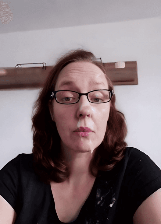 Nicole Kaiser from Bielefeld Germany born on 5 Oct. 77 Cumslut Born as Nicole Sundermann Part 3 of 3