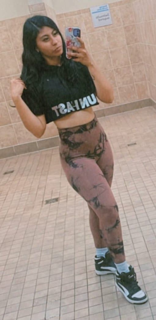 Click to view full size Bffs?❤️