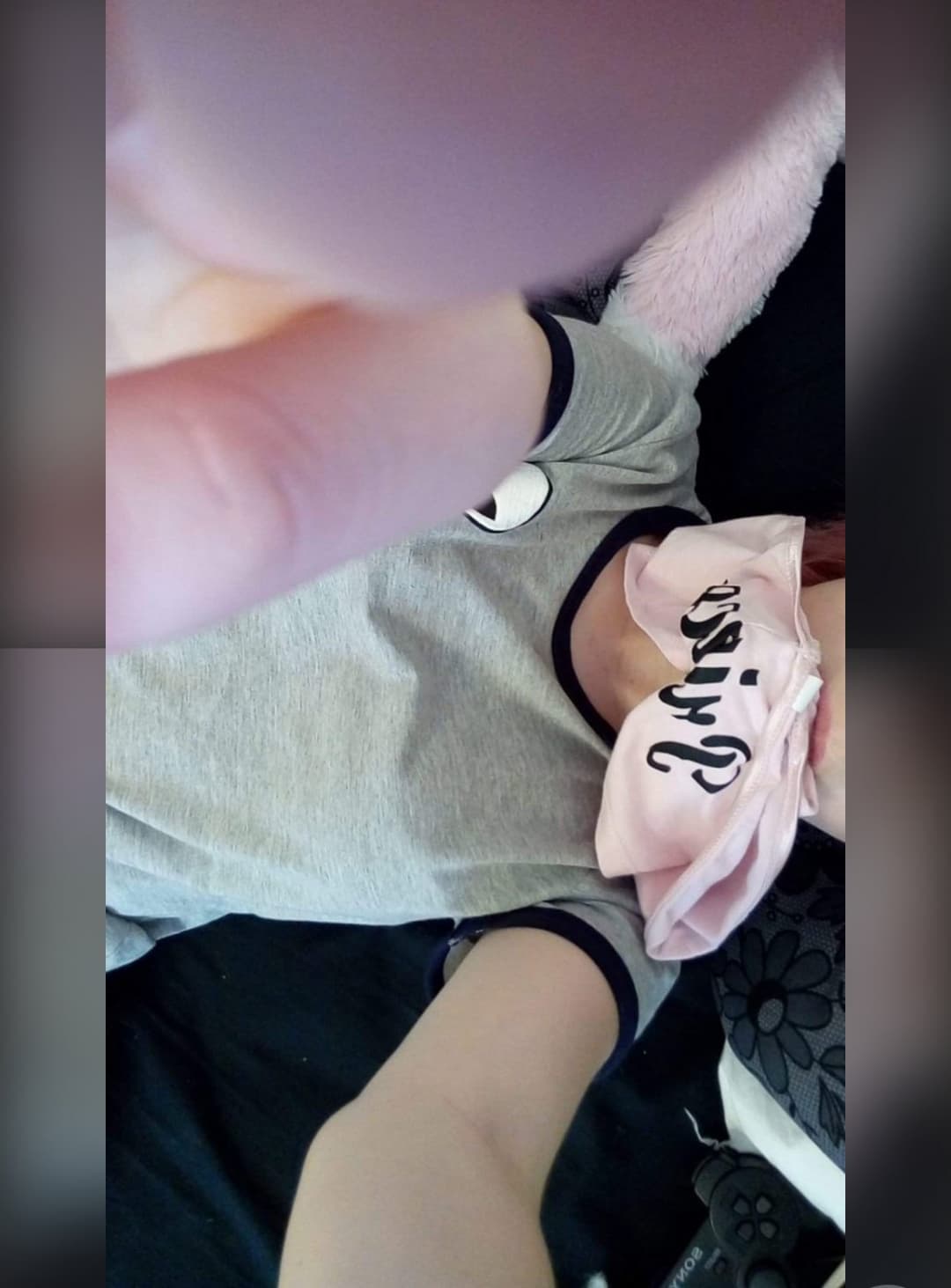 Lonely single girl will rate your cock/wife/gf