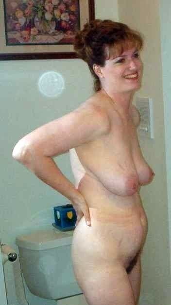 Cathie from Maryland has a hairy old mom cunt