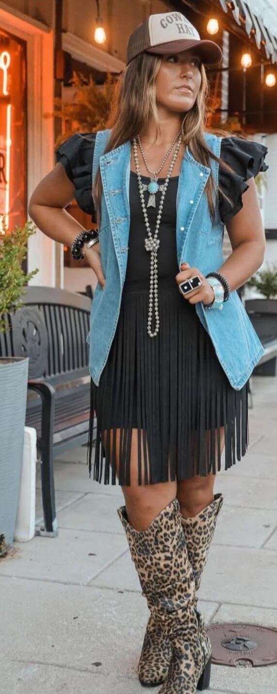 Kyra  Baker and her hot mom