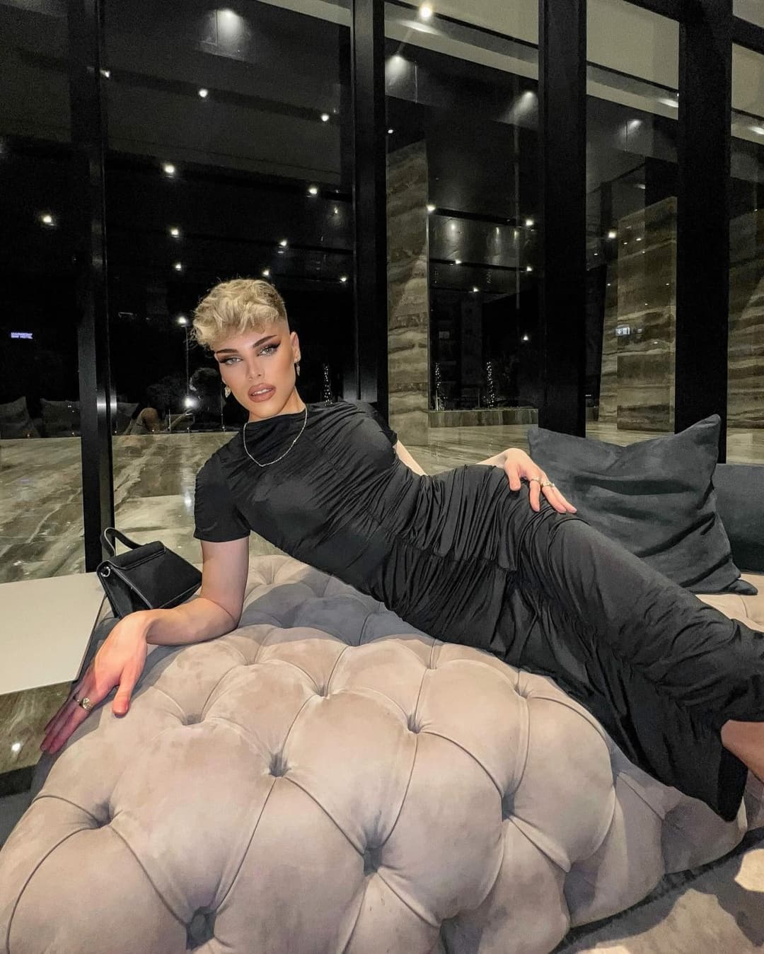 MICHAEL TALL FEMBOY ✨️✨️✨️✨️✨️