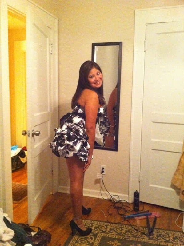 Cheating Latina goes out with friends but ends up in the dorms throating a college kid