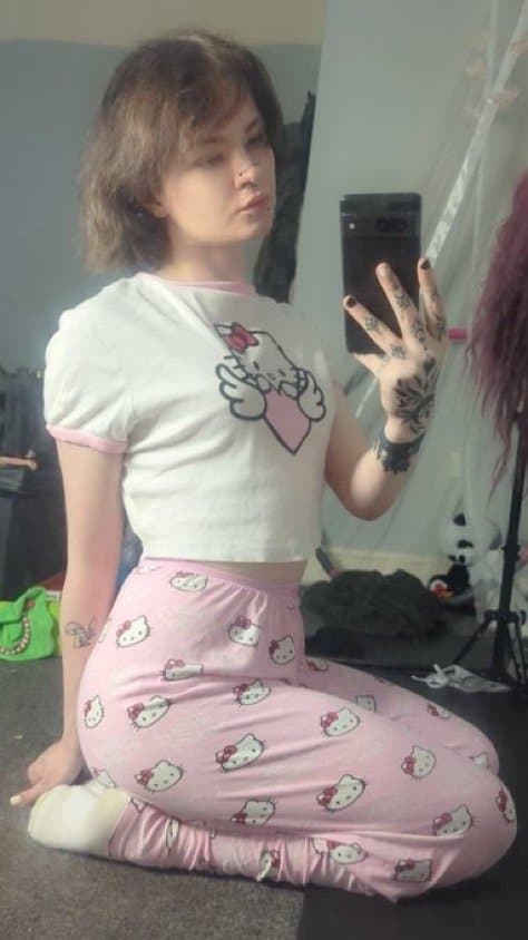 Femboy self facial cumshot