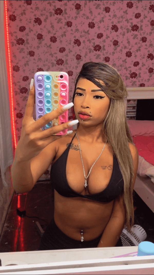 Morena Mulata Linda - Thaynara / video gravado no Villa Di Roma Guarujá