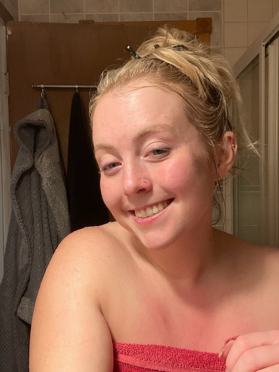 Flight attendant showing some thick blonde white babe action