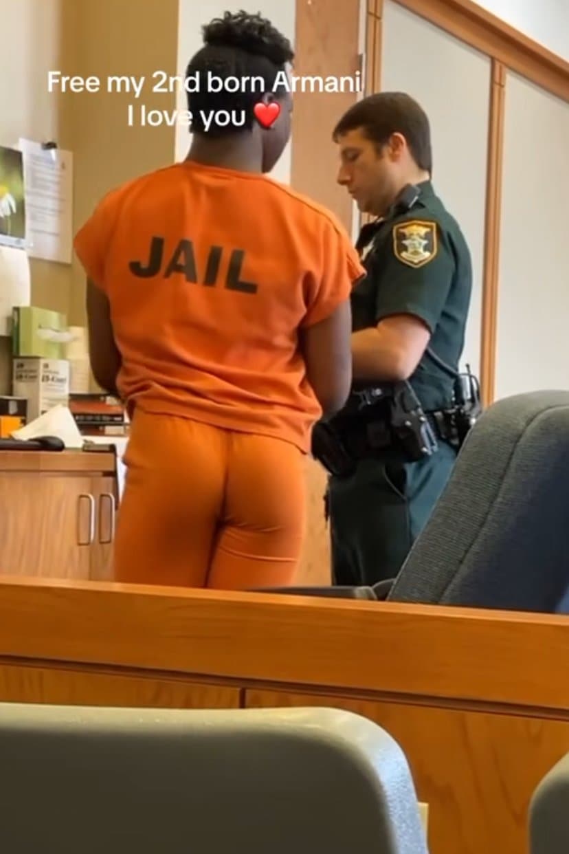 Trailer ?premiere: Coming Soon To Ero Me ??