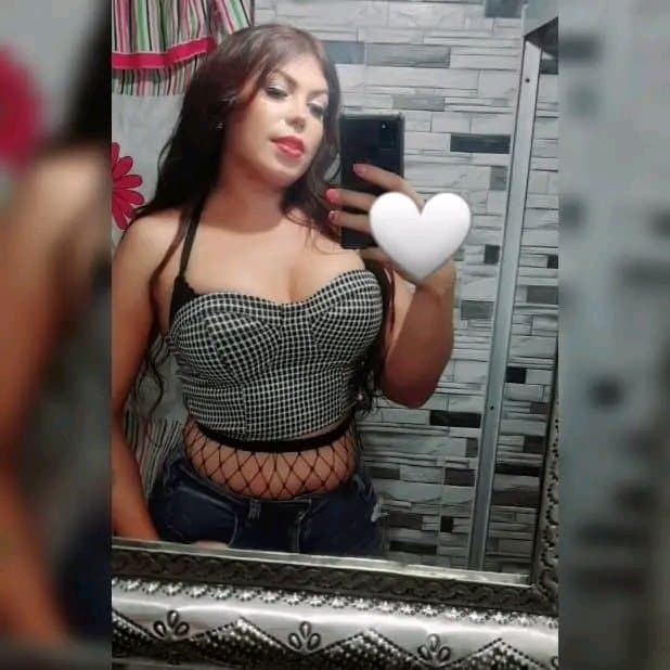 La primera putita trans que me cogí