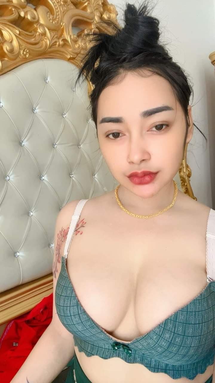Jee Lin Bek nude